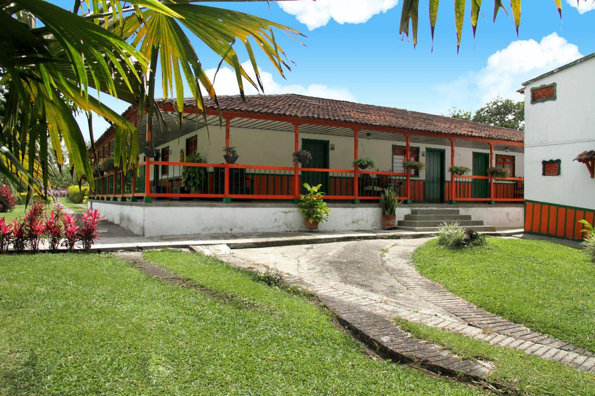Hotel Campestre La Floresta Армения Экстерьер фото